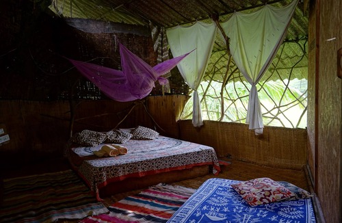 Pilerne Bed & Breakfast | Saraya Art Cafe B&B