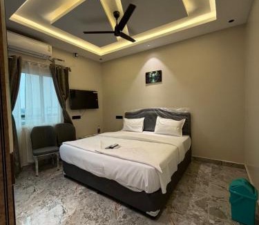 Madurantakam Hotel | Sasikala Residency