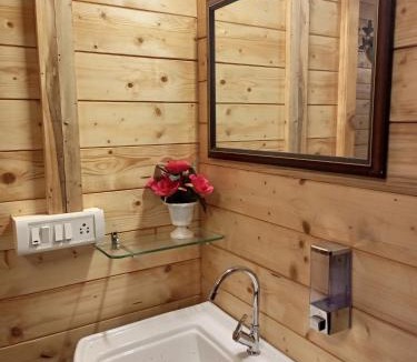 Anjuna Hotel | Satva Cottages