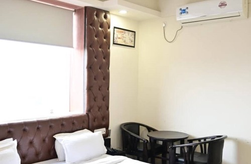 Juliasar Hotel | SBM Guest House