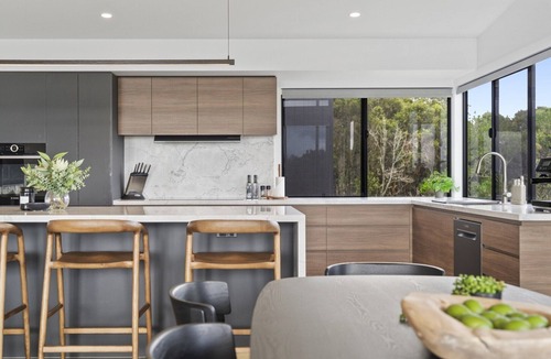 Springbrook Apartment | Scenic House with Private Yard & BBQ Area