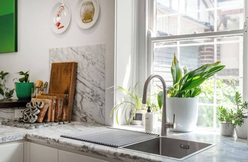 Randwick House | Schneiderhaus Bold and Bright by Centennial Park