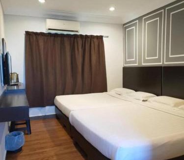 Pulau Ketam Hotel | Sea Lion Hotel Pulau Ketam
