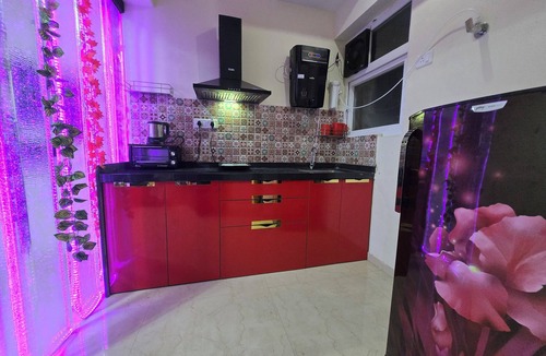 Wadala Apartment | Sea view 26th floor comfortable Soothing apartment with AC in bedroom Mumbai