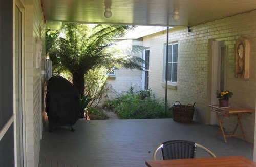Bundanoon Apartment | SECLUDED, QUIET, PRIVATE "FERNDALE" B&B Farm Stay 5mins to BUNDANOON or EXETER
