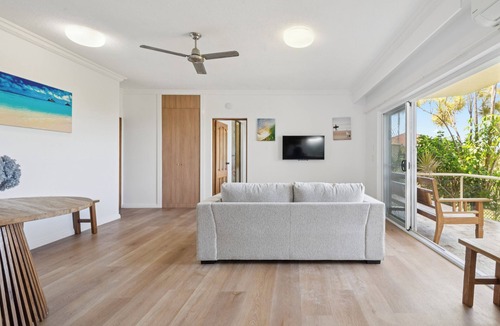 Sapphire Beach Apartment | Seculded Beach Pad overlooking the beautiful Solitary Islands