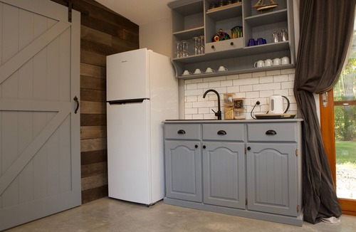 Bowral Cabin | Self Contained One Bedroom Cottage in Garden Setting