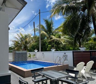 Kota Bharu House | Senjaloka Homestay SWIMMING POOL