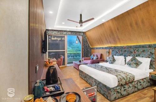 Pahalgam Hotel | Sentosa Cove - A River Front Luxury Resort