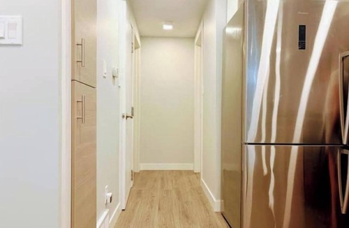 Southside House | Serene 2-bedroom basement in Edmonton perfect for relaxing getaways