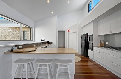 Malua Bay Apartment | Serene Luxury Retreat on Malua Bay