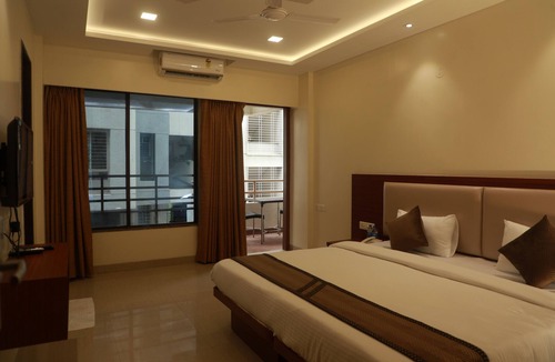 Baner Hotel | Serenity By Monarch