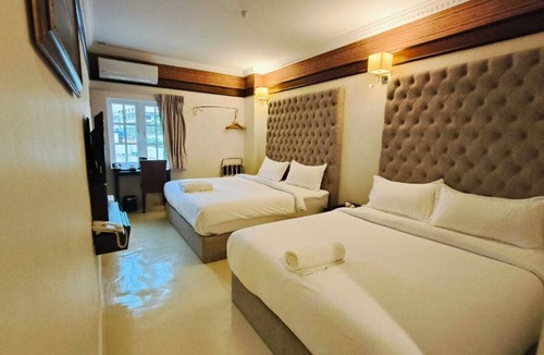 Tanjung Bungah Hotel | Seriental Hotel I check in 3pm-11pm only