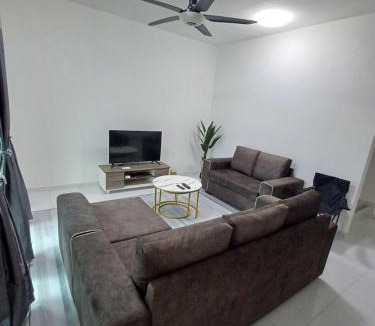 Gambang House | Seroja Guesthouse Gambang