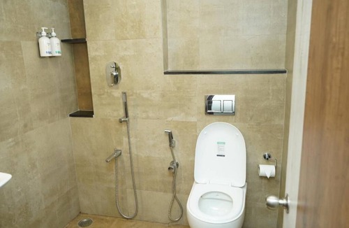 Teynampet Hotel | SESHA RESIDENCY