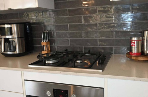 Nabiac House | Set on the Wallamba river. Beautifully appointed 2 bedroom cottage. Pets welcome