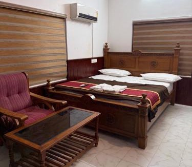 Mettupalayam House | SHAIFUL's VILLA & HOMESTAY