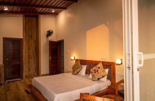 Bhimtal Hotel | Shanti Kunjj