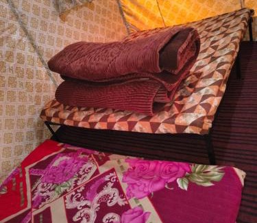 Kasol Apartment | Shanti People Huts And Cafe