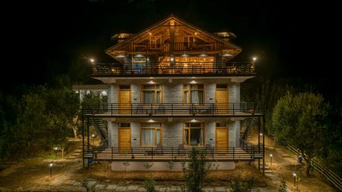 Manali Hotel | Sharan Stay, Naggar, Manali