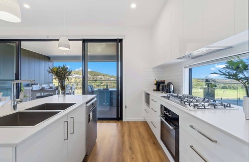 Shell Cove Apartment | Shell Cove Serenity Near Golf Course & Marina