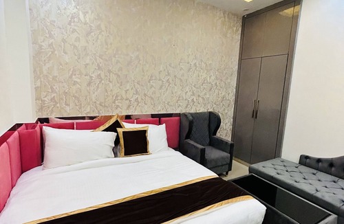Faridabad Hotel | Shree Jee Hotel