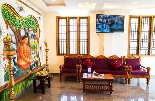Central Chennai Hotel | Shree Kandhan Living Homes