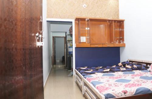 Ujjain House | Shree Kundkeswar Home Stay