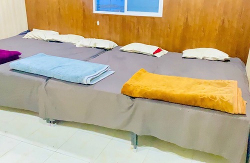 Ujjain House | Shree Niwas Yatri Grah