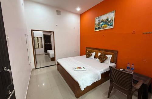Faizabad Apartment | Shree Ram Home stay contact us 73172-97365