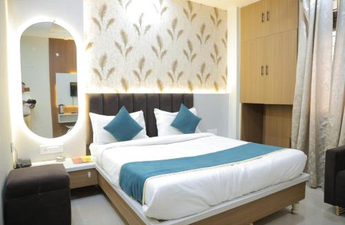 Gwalior Hotel | Shree Sanmat Guest House