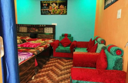 Sitapur Hotel | Shri Narayan Tourist Lodge