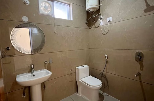 Naddi Bed & Breakfast | Silk Route 1BHK Apartment with Valley View