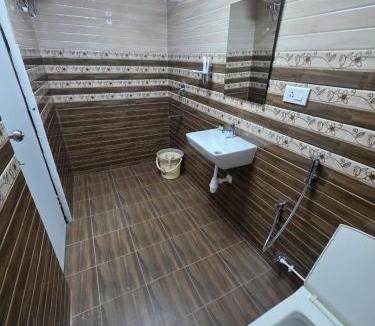 Central Chennai Hotel | Silveira's Inn