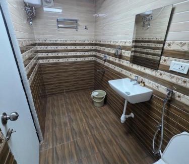 Central Chennai Hotel | Silveira's Inn