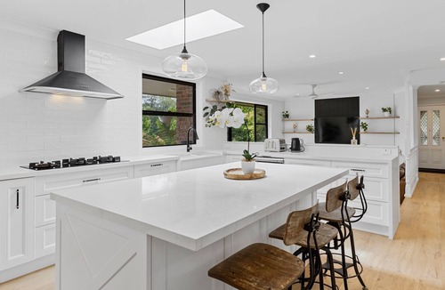 Falls Creek House | Silver Gums Coastal Farm Retreat