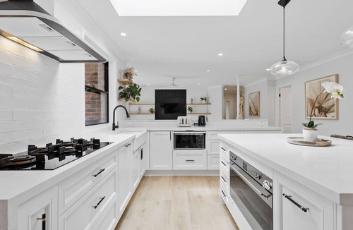 Falls Creek House | Silver Gums Coastal Farm Retreat
