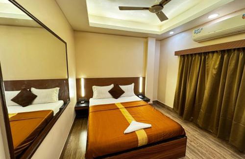 Kolkata Hotel | Silver Line Hotel - Kolkata Nr Netaji Subhash Chandra Bose International Airport with Airport Drop