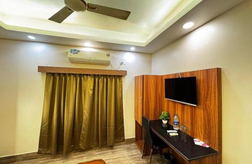 Kolkata Hotel | Silver Line Hotel - Kolkata Nr Netaji Subhash Chandra Bose International Airport with Airport Drop