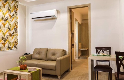 Sector 39 Hotel | SILVER OAK