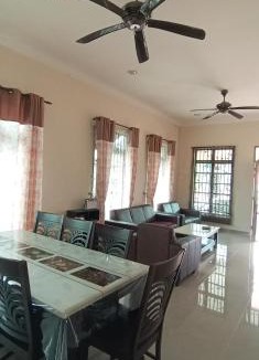 Kampung Gong Badak House | Simpangan Homestay Kuala Nerus