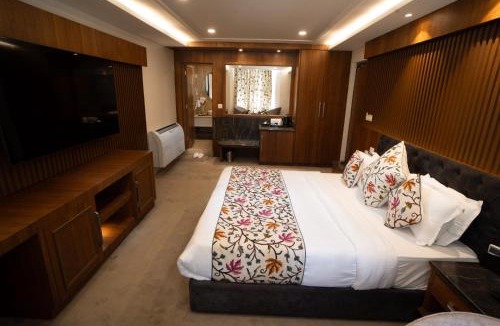 Gulmarg Resort | Sindh Resorts
