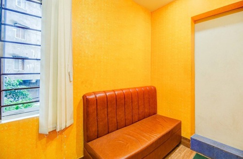 Khanapara House | Single RoomSixmile Guwahati