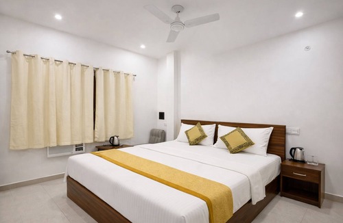 Varanasi Hotel | Sky Rooms 2.0