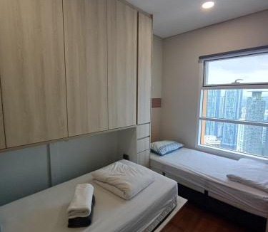 Imbi Apartment | Sky Suites KLCC By Neptune stay