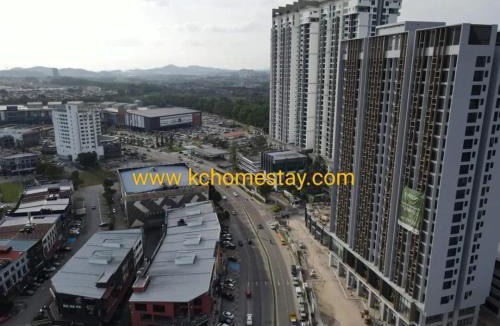 Bukit Indah Apartment | Sky Trees 4 Guests High Floor 600 Mbps Nflix Garden View A1801