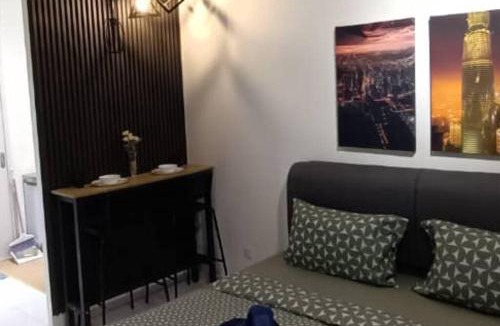 Bukit Indah Apartment | Sky Trees Netflix and Facilities at Bukit Indah
