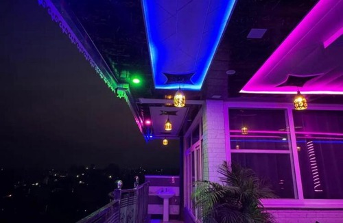 Rishikesh House | Sky view penthouse and 6 rooms , no lift