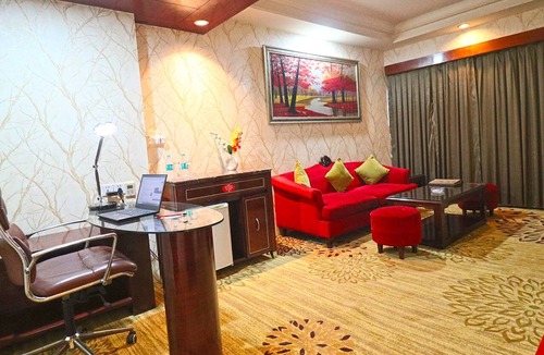 Old Gurgaon Hotel | Skycity Hotel