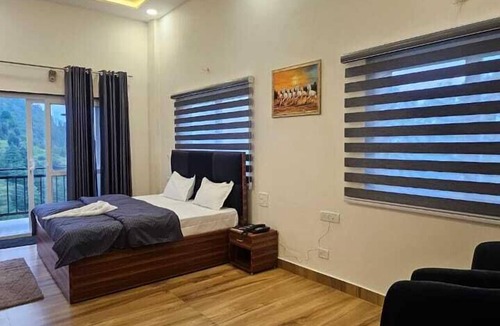 Gagar Hotel | Skyline Cafe And Stay Gagar